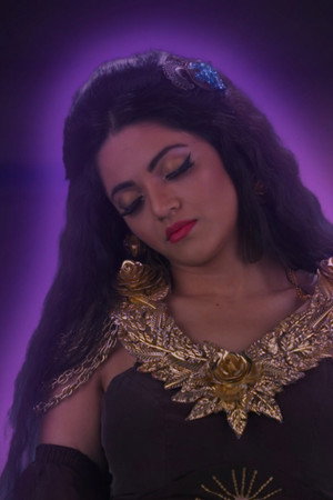Zeher Loses Her Zeher