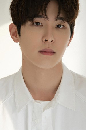 Lee Si-woo Lee Si-woo