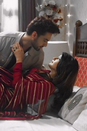 Armaan and Abhira share a romantic moment