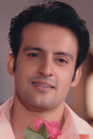 Radhika Saves Niya From Harm