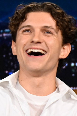 Tom Holland, Mary Steenburgen, SIENNA SPIRO