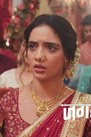 Jagadhatri Is Taken Aback on Seeing Rudra