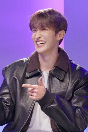 SEVENTEEN's DK
