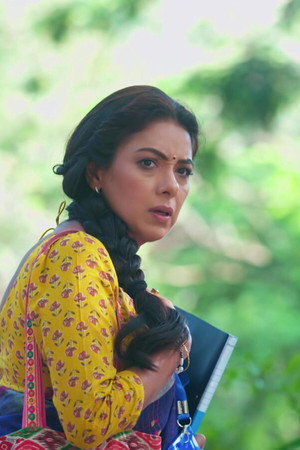A Stranger Warns Anupama