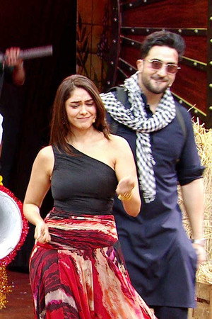 Dacoits in the Kitchen