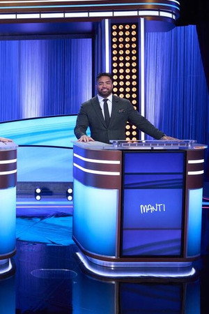 Quarterfinal 5: Kyle Brandt, Jamie Erdahl and Manti Te’o