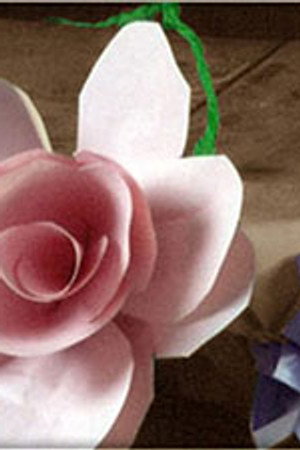How to Make Paper Flowers