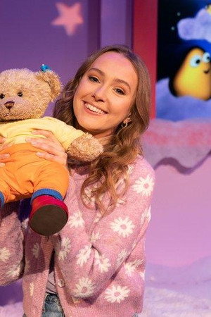Rose Ayling-Ellis - Can Bears Ski?