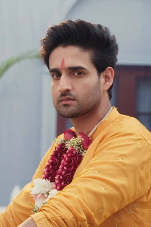 Shivay and Jagadhatri Visit the Deshmukh Mansion