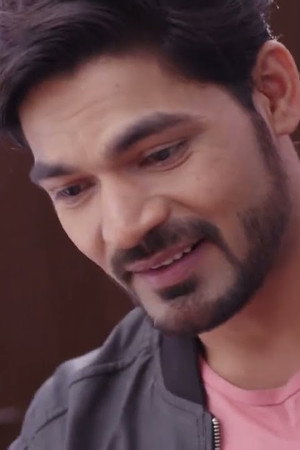 Ajit Tries to Molest Paakhi