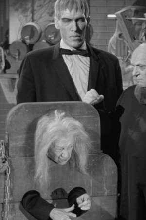 Morticia, the Decorator