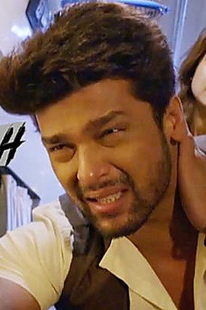 Maya Stabs An Injection On Arjun's Neck