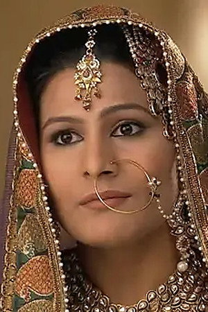 Jalal summons Salima