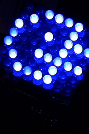 Assembling a Reprogrammable LED Electronic Kit