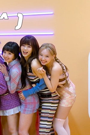 TWICE “BETWEEN 1&2” Jacket Shooting Behind the Scenes