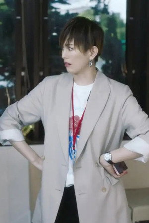A Corporation's Funeral or Diner Okame?