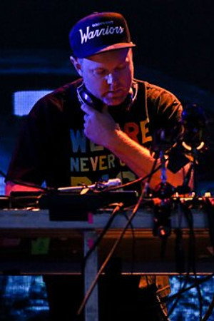 DJ Shadow