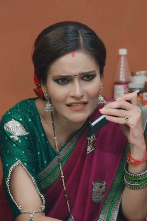 Paras alerts Sneha of India's motives