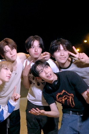 K-EXPO INKIGAYO in Paris Behind