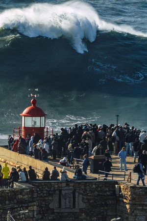 The legendary wave of Nazaré
