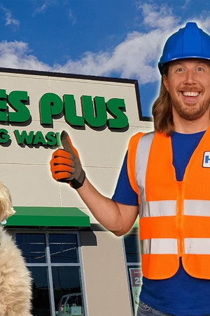 Explore a Pet Shop | Handyman Hal works at Pet Supply Plus | Learn about animals