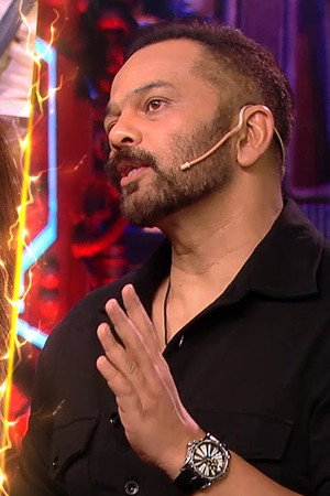 Sara Pe Rohit Ke Sawalon Ki Baarish