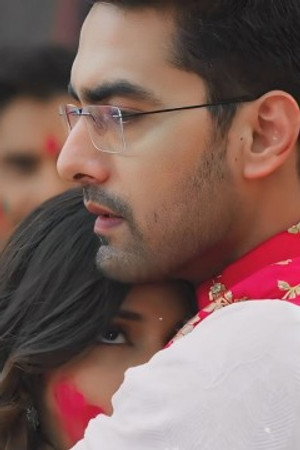 Armaan stops Abhira