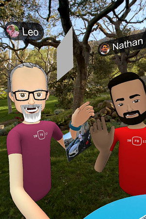 Virtual Hangout in Facebook Spaces