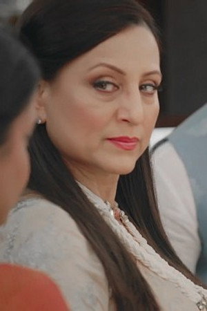 The police warn the Ahujas