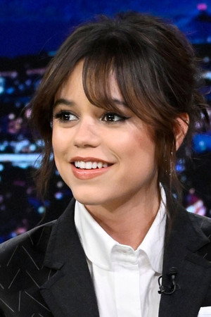 Jenna Ortega, Hannah Waddingham, TWICE