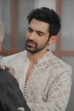 Amruta finds out Rajeev's reality