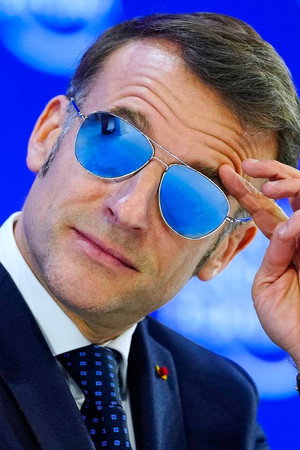 President Macron's Black Mirrored Sunglasses