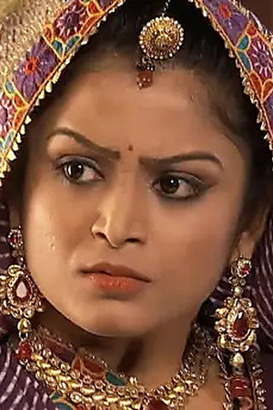 Salima and Jodha spot Benazir