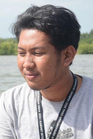 Irfani Zhang Irfani Zhang