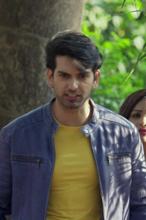 Rahul Protects Aditya's Friends