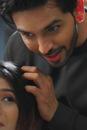 Mahasaptah- Armaan confronts Abhira
