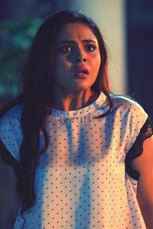 Shanaya Falls Unconscious