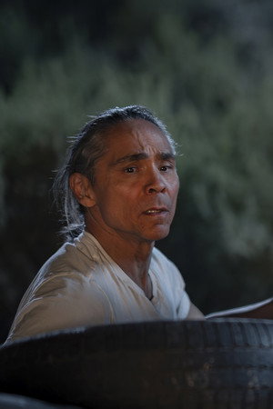 Ni' Hodisxǫs (The Glittering World)