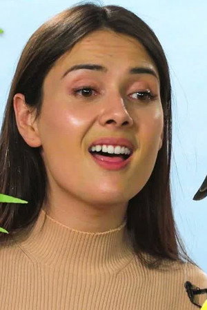 Patti Reviews Exotic Animals: Blue-Fronted Amazon Parrot