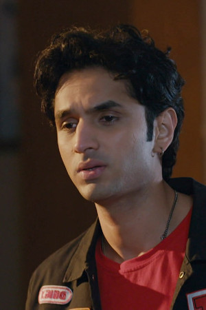 Nawab Pushes Heer Away