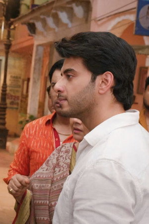 Aadhya Leaves Shivaay's Home