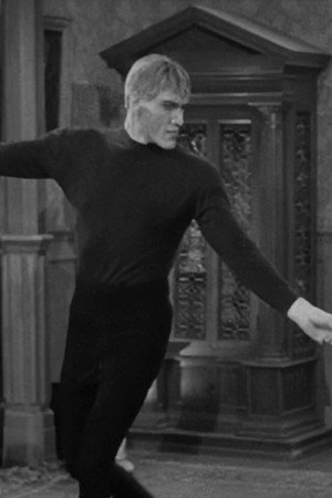 Lurch Learns to Dance