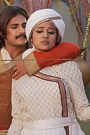 Jalal challenges Jodha in swordsmanship