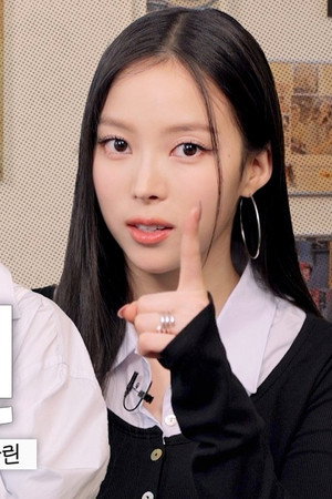 ANNA and NARIN are so good at variety shows!🫶🏻MEOVV's ANNA & NARIN | SEULGI's Photo Studio