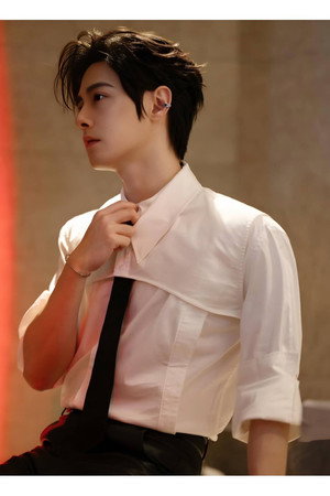 Fang Yilun Fang Yilun