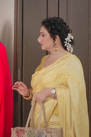Harsh steals Bhavani's money