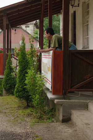 Mayor Doing Community Service