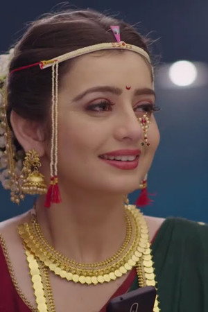 Can Paakhi Stop Naksh's Marriage?