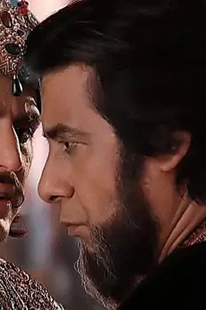 Mainawati consoles an unhappy Jodha
