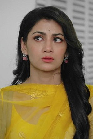Abhiraj's goons attack Virat and Amruta